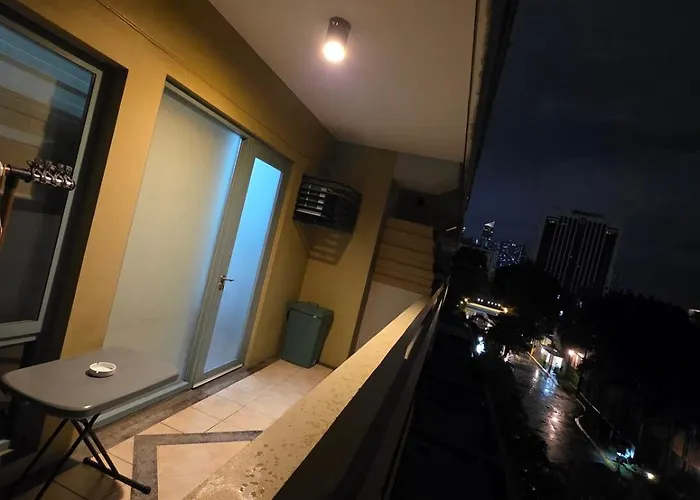 Of Poli - 1br With Free Netflix & Wifi *